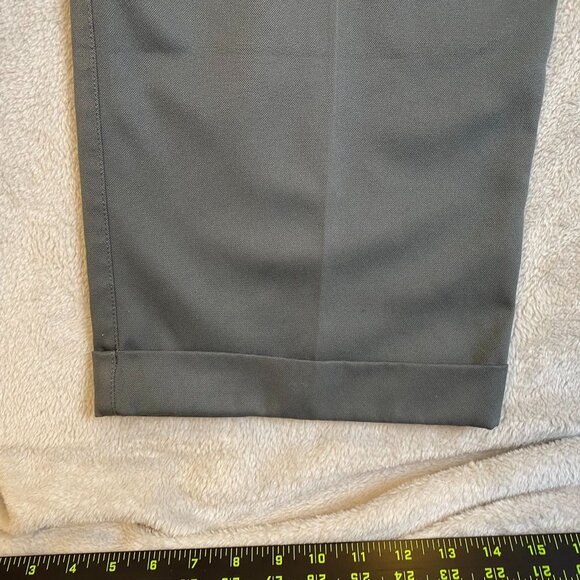 Nike Golf Mens Pants Size 40x32 Gray Polyester Flat Front Cuffs Breathable - Picture 10 of 15